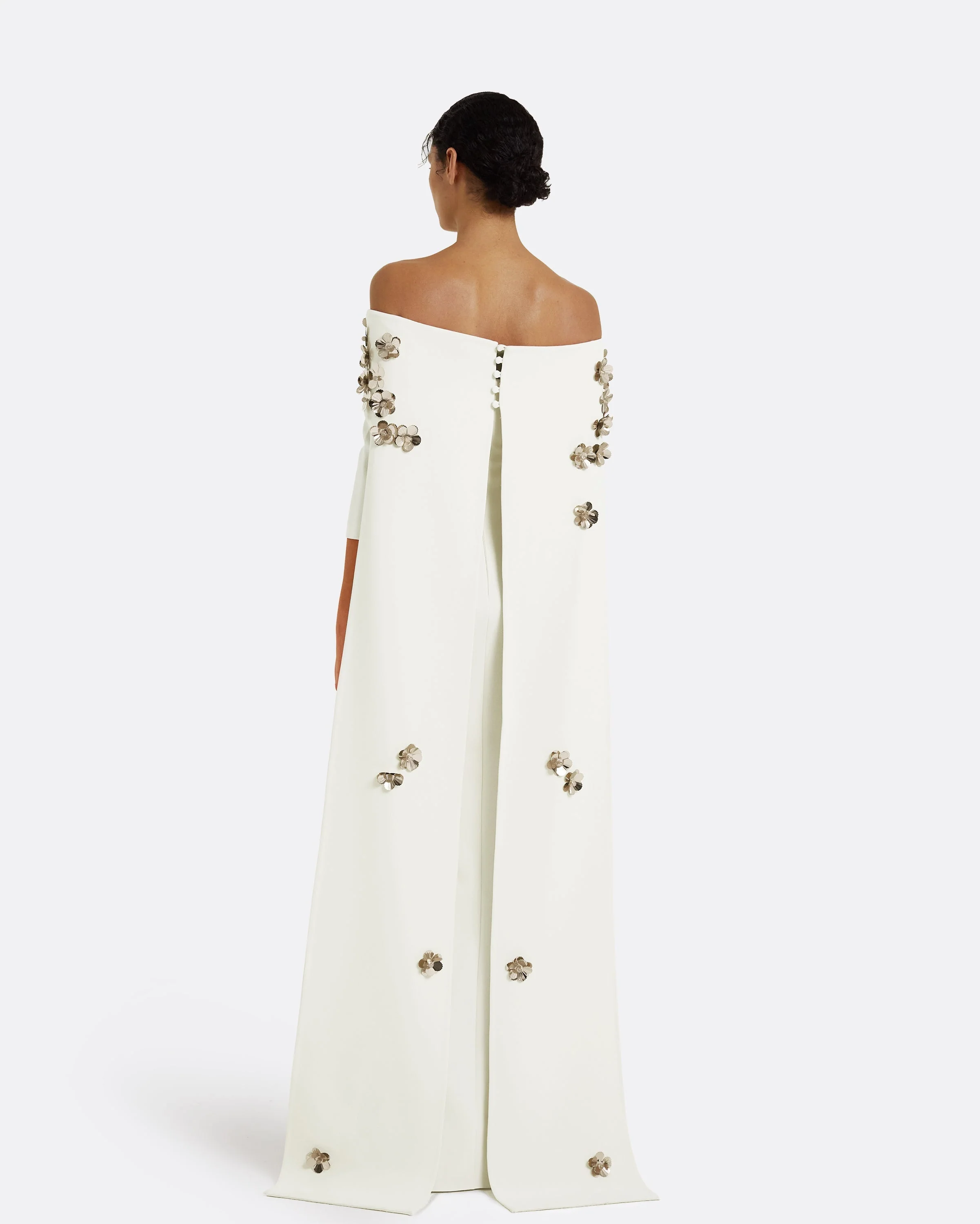 Bellara Embroidered Ivory Harness & Soshin Dress - Image 12