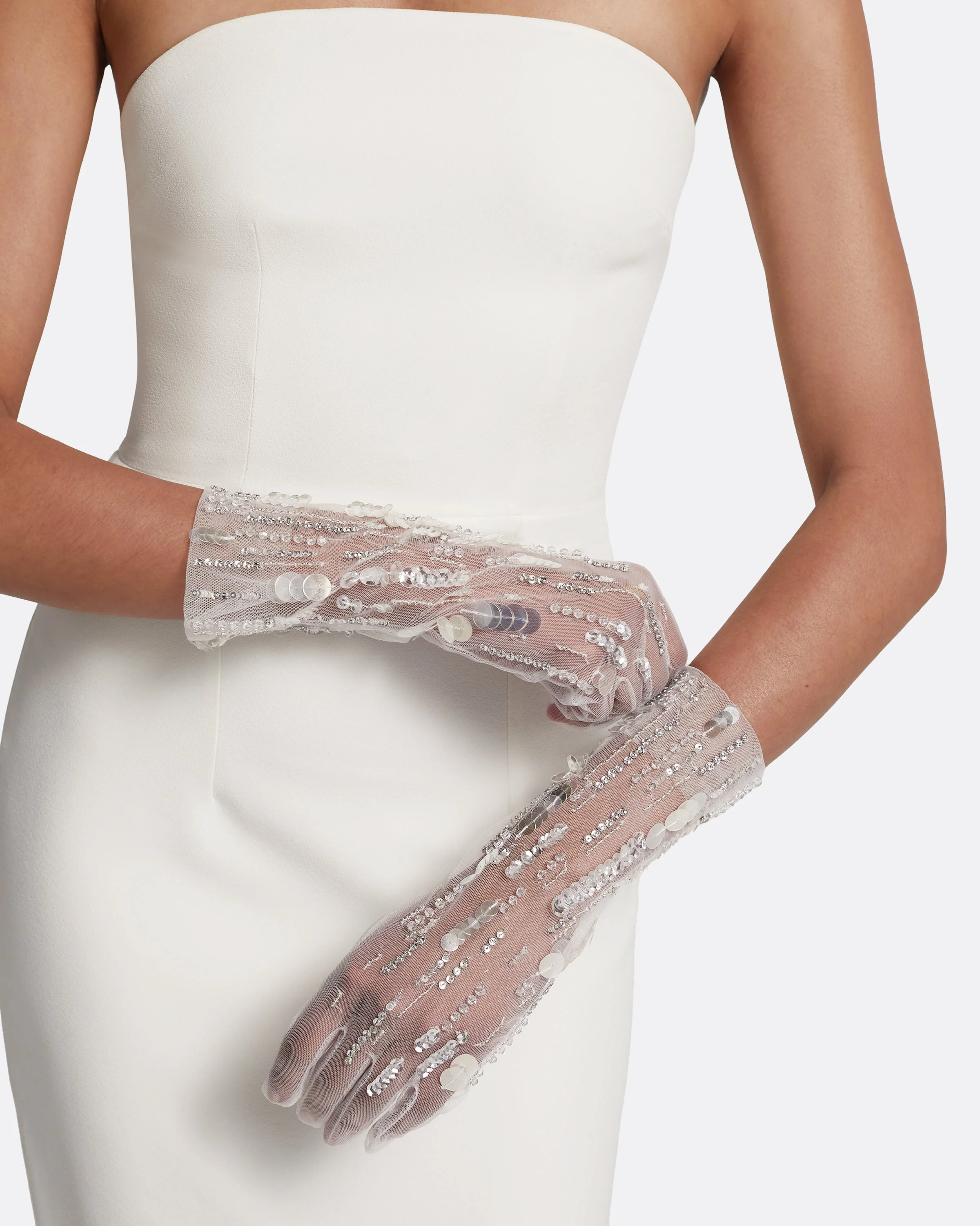Deja Gloves in Ivory with Crystal Embellishemnt - Image 11